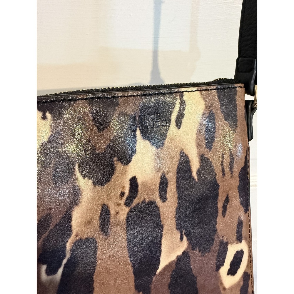 Vince Camuto Leopard Print Leather Phone Crossbody Bag Black Animal Print Small - Picture 2 of 6